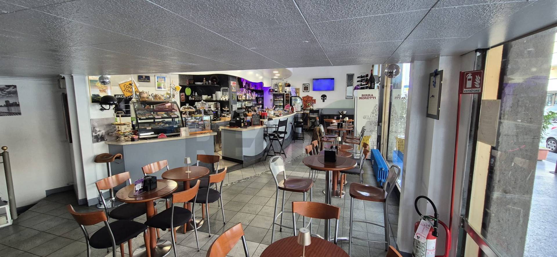 Bar in vendita a Busto Arsizio, Centro