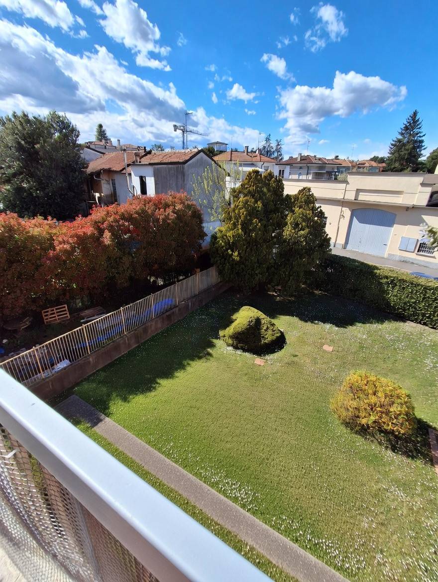 Appartamento in vendita a Legnano, Legnarello