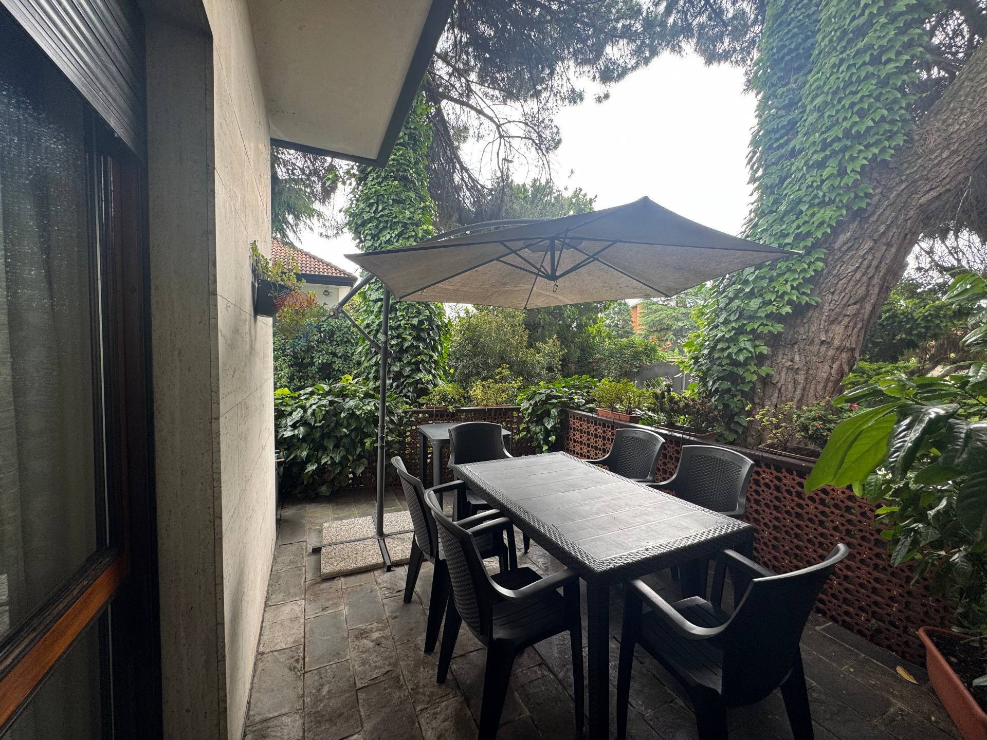 Villa singola in vendita a Legnano, Saronnese