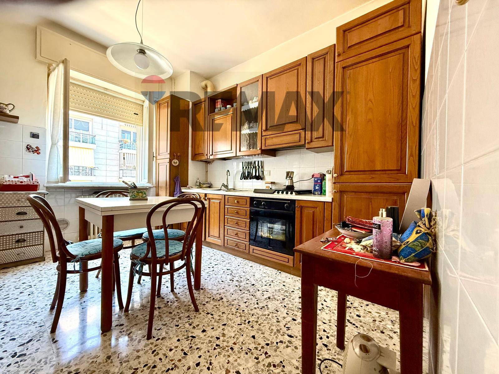 Appartamento in vendita a Legnano, Flora