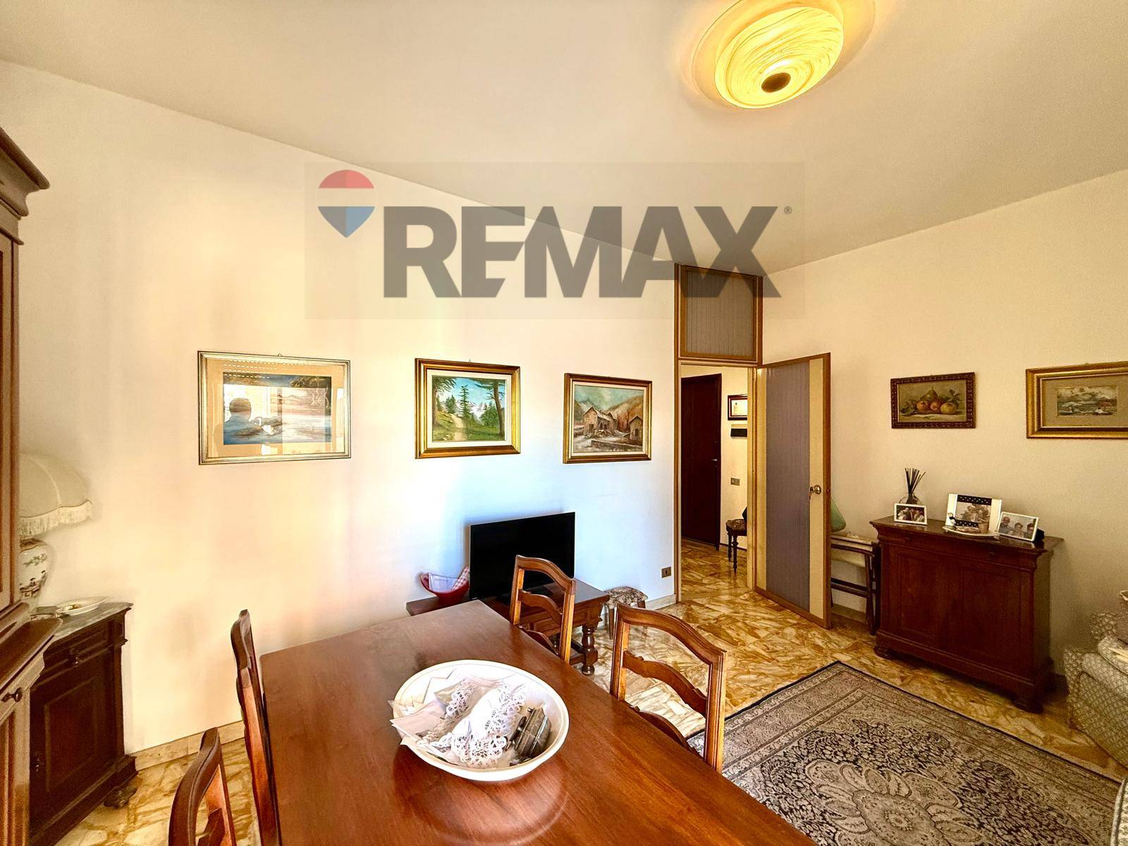 Appartamento in vendita a Legnano, Flora