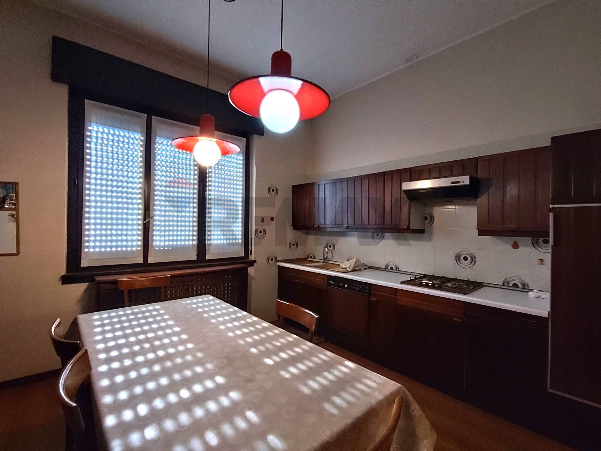 Casa Indipendente in vendita a Villa Cortese
