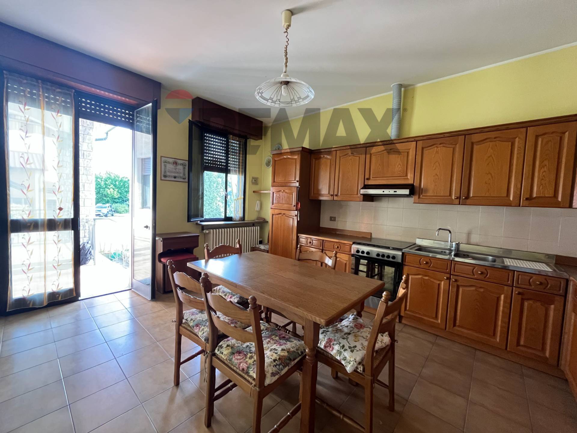 Villetta bifamiliare in vendita a Magnago