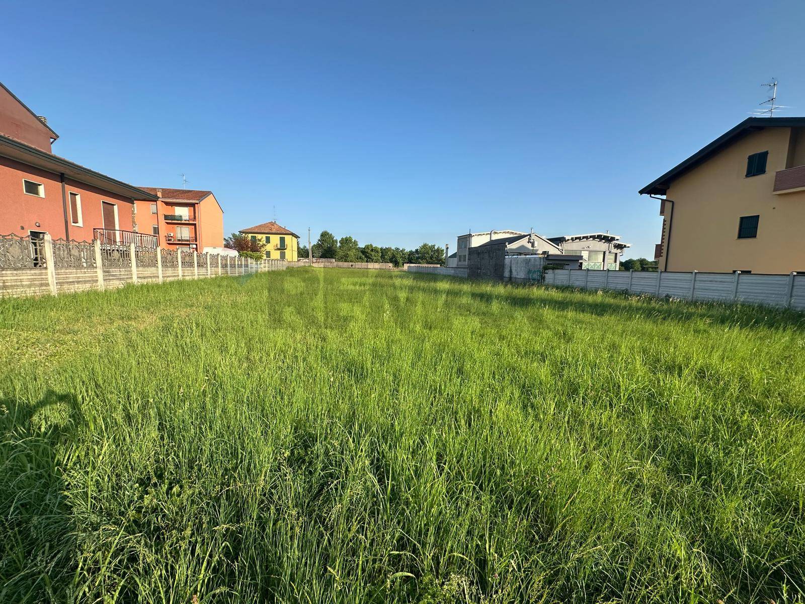 Terreno Edificabile in vendita a Pogliano Milanese