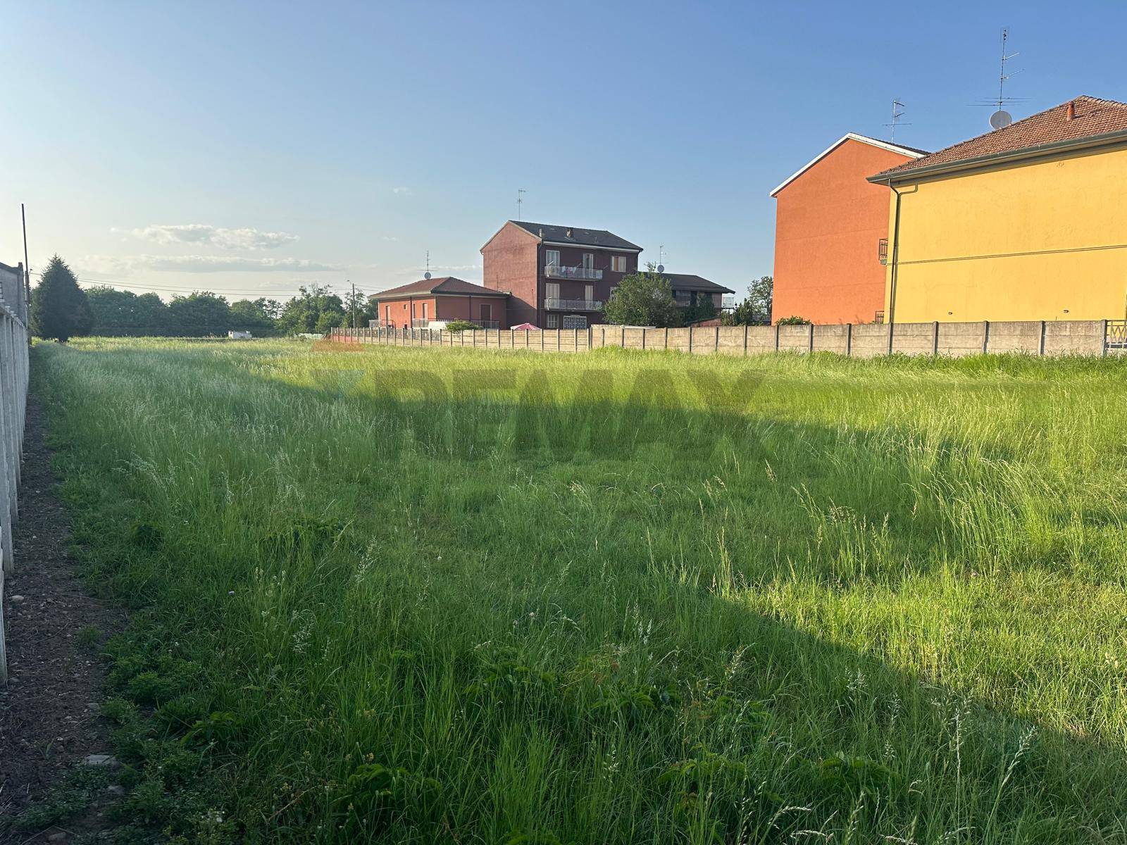 Terreno Edificabile in vendita a Pogliano Milanese