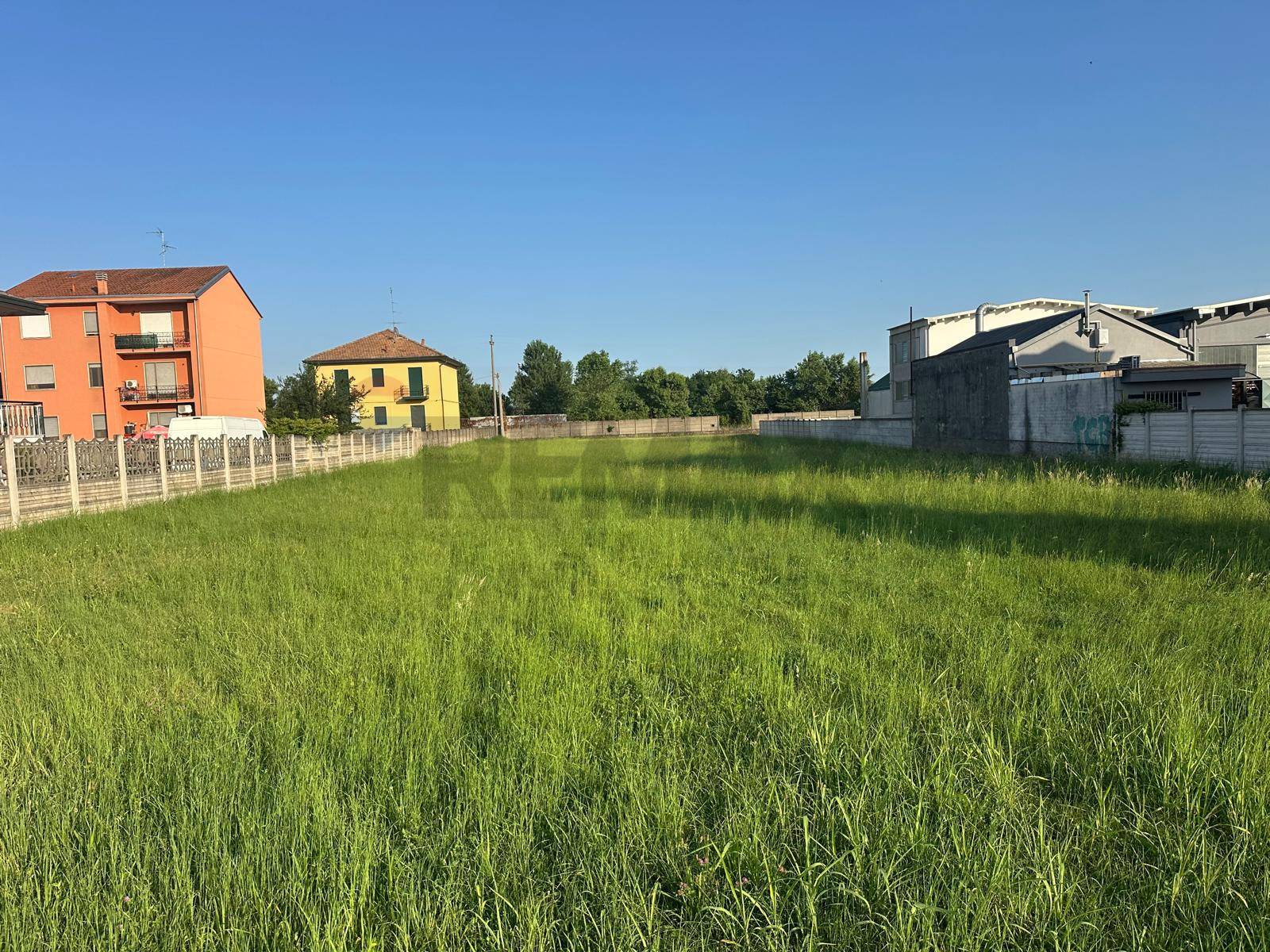 Terreno Edificabile in vendita a Pogliano Milanese