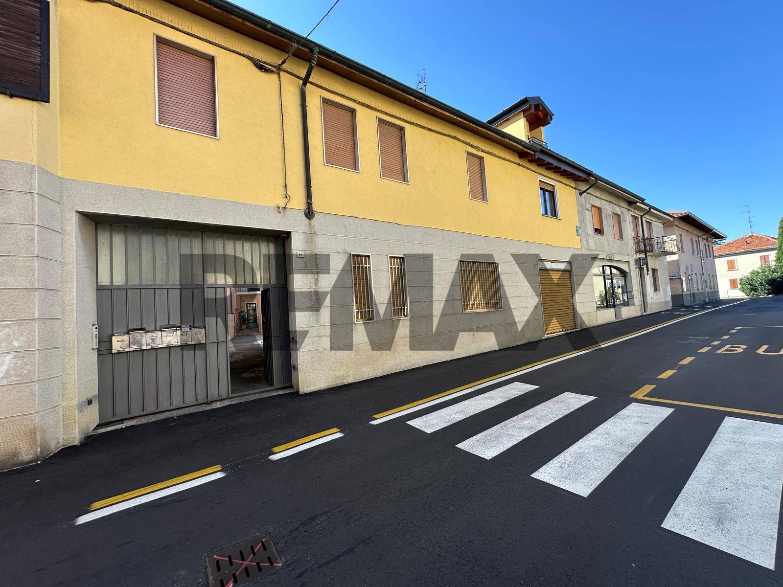 Capannone Industriale in vendita a Origgio