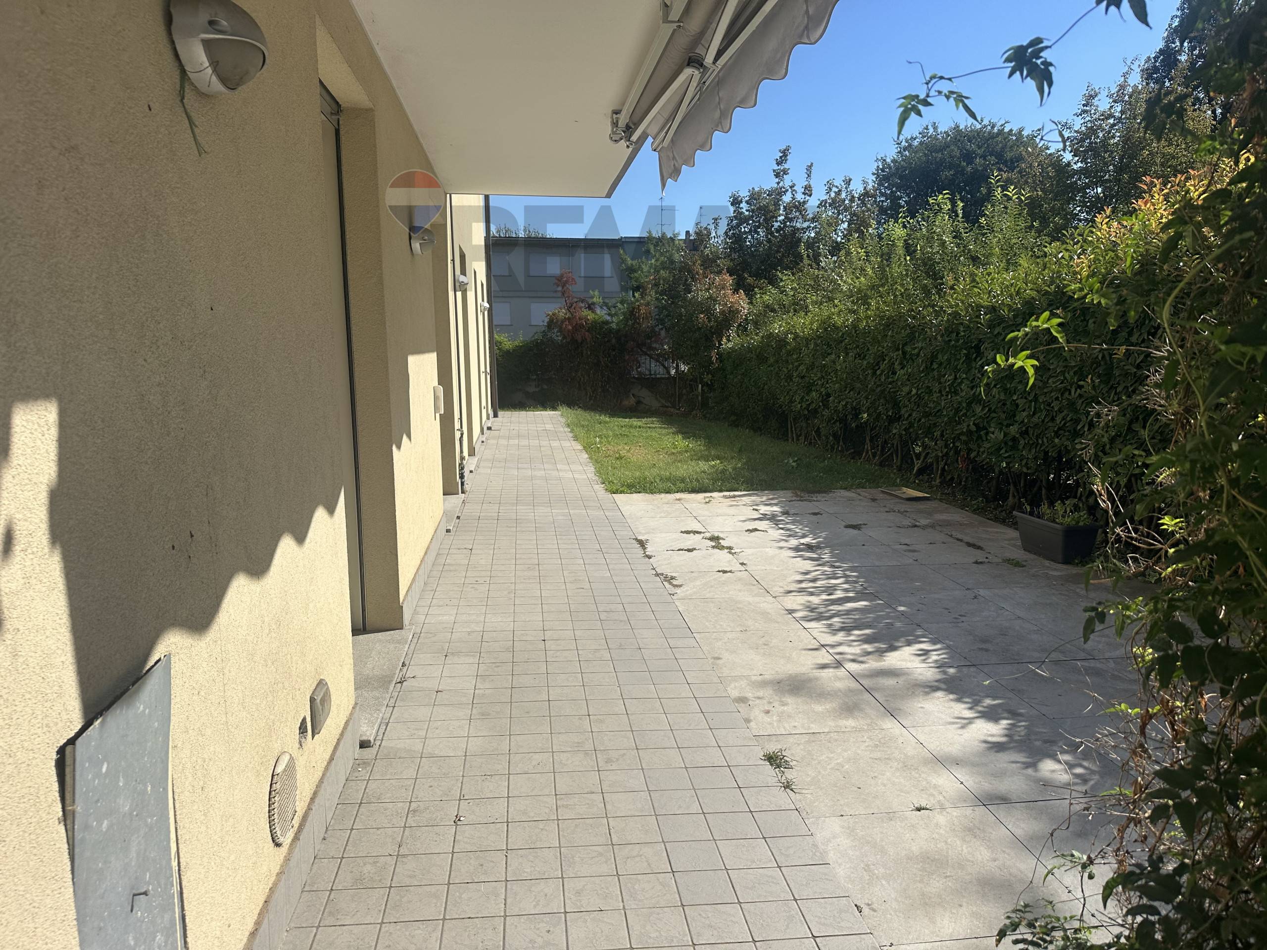 Appartamento in vendita a Legnano, Flora