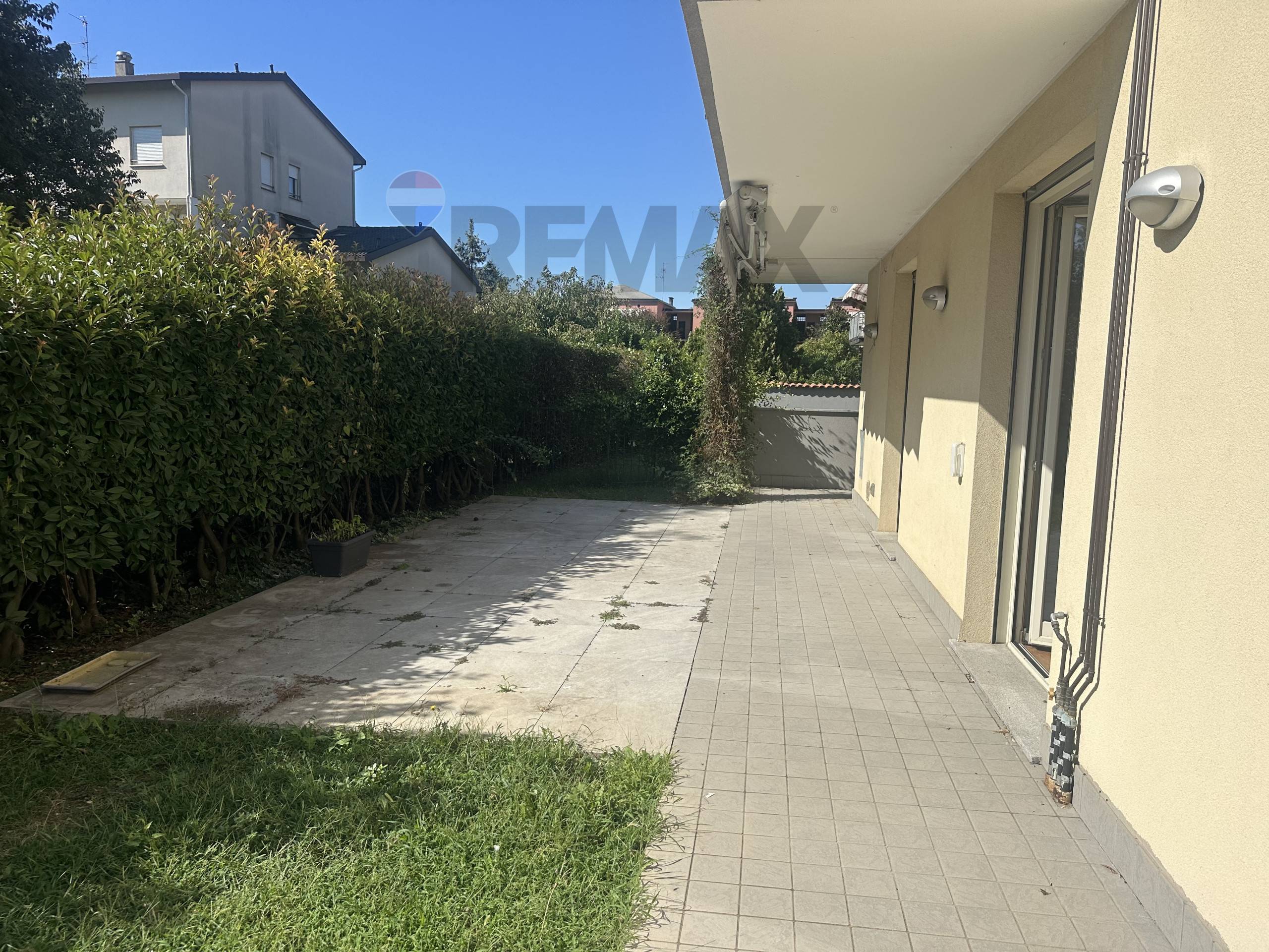 Appartamento in vendita a Legnano, Flora