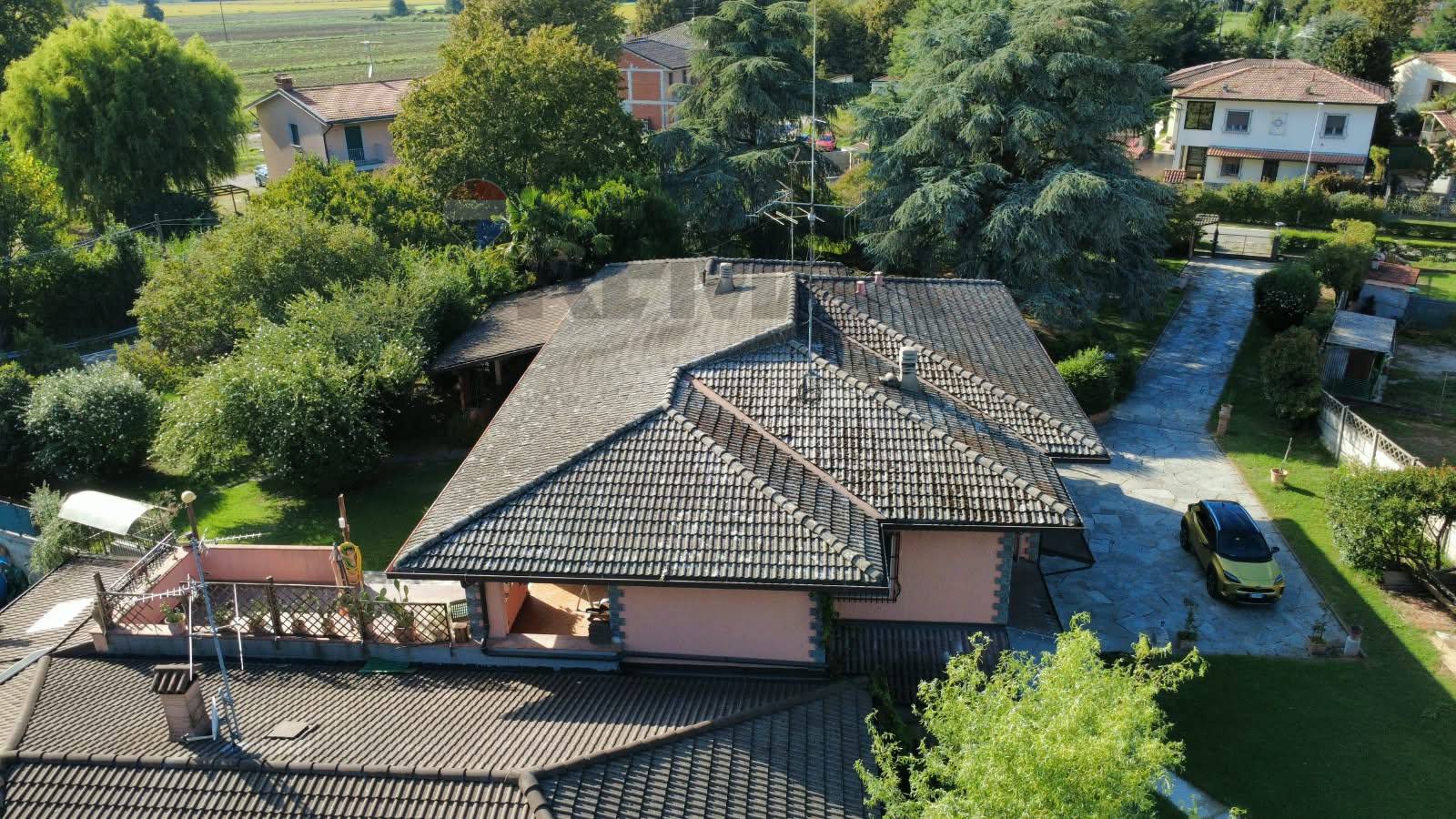 Villa singola in vendita a Melegnano