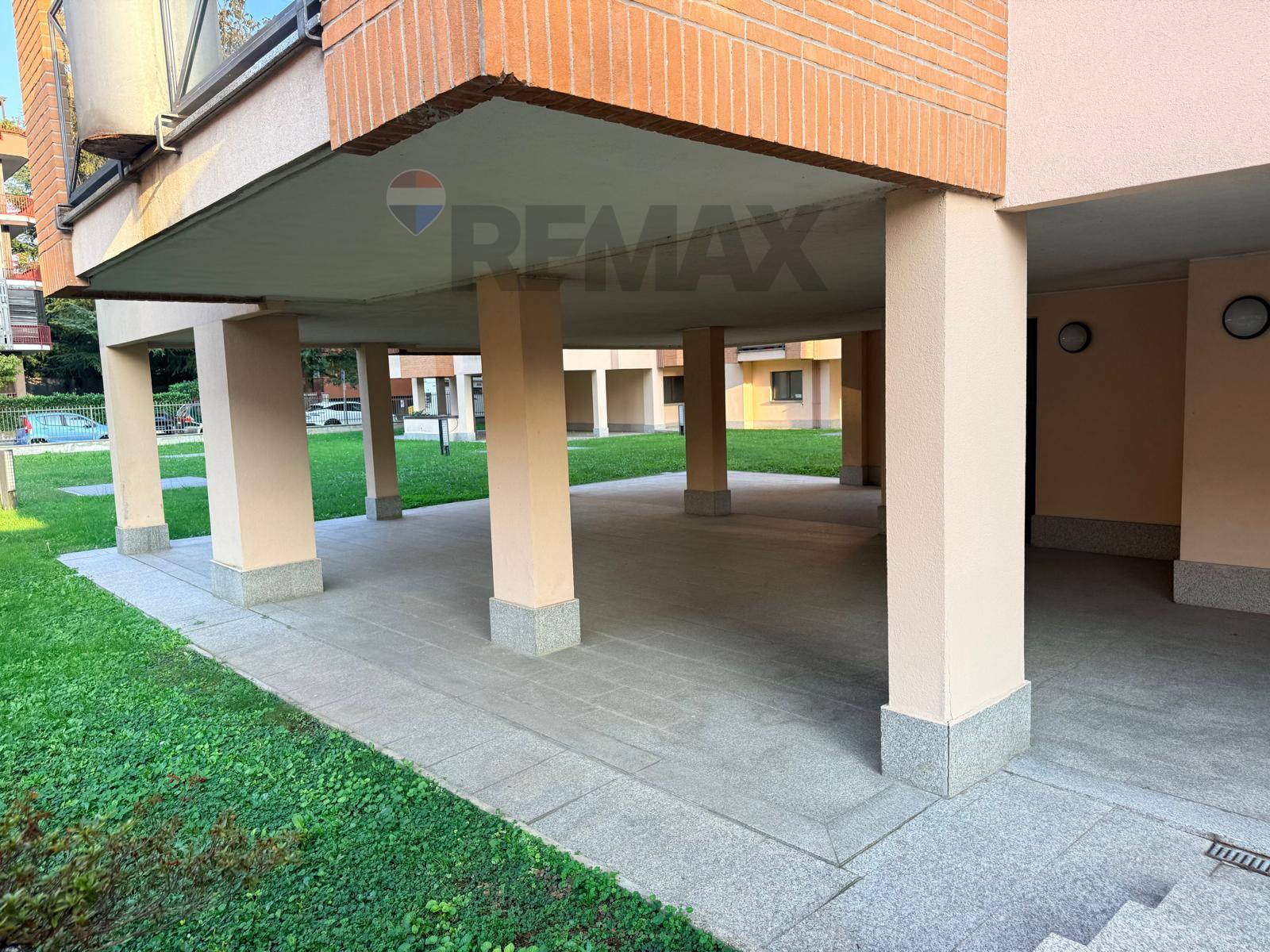 Appartamento in vendita a Legnano, Flora