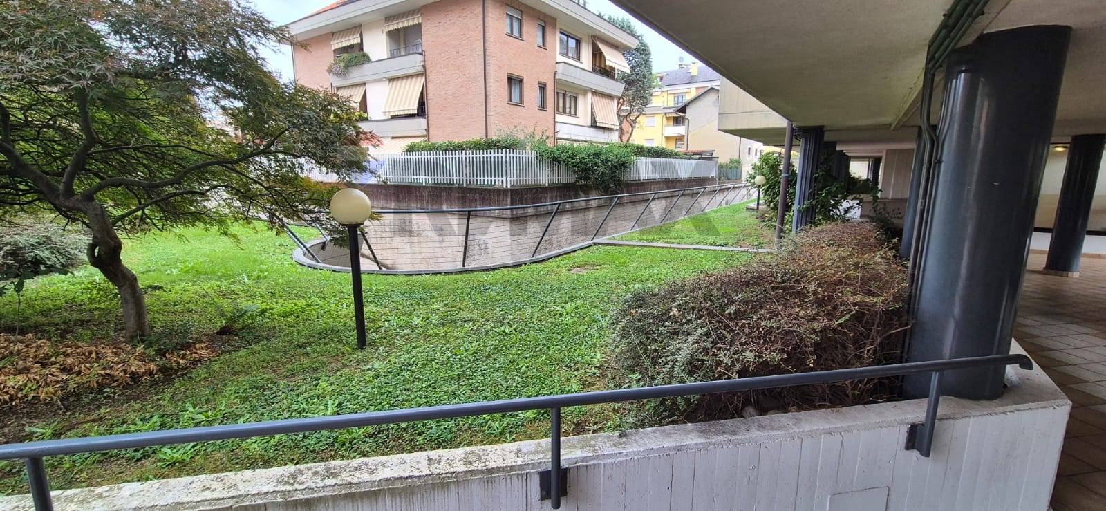 Appartamento in vendita a Busto Arsizio, Rossini