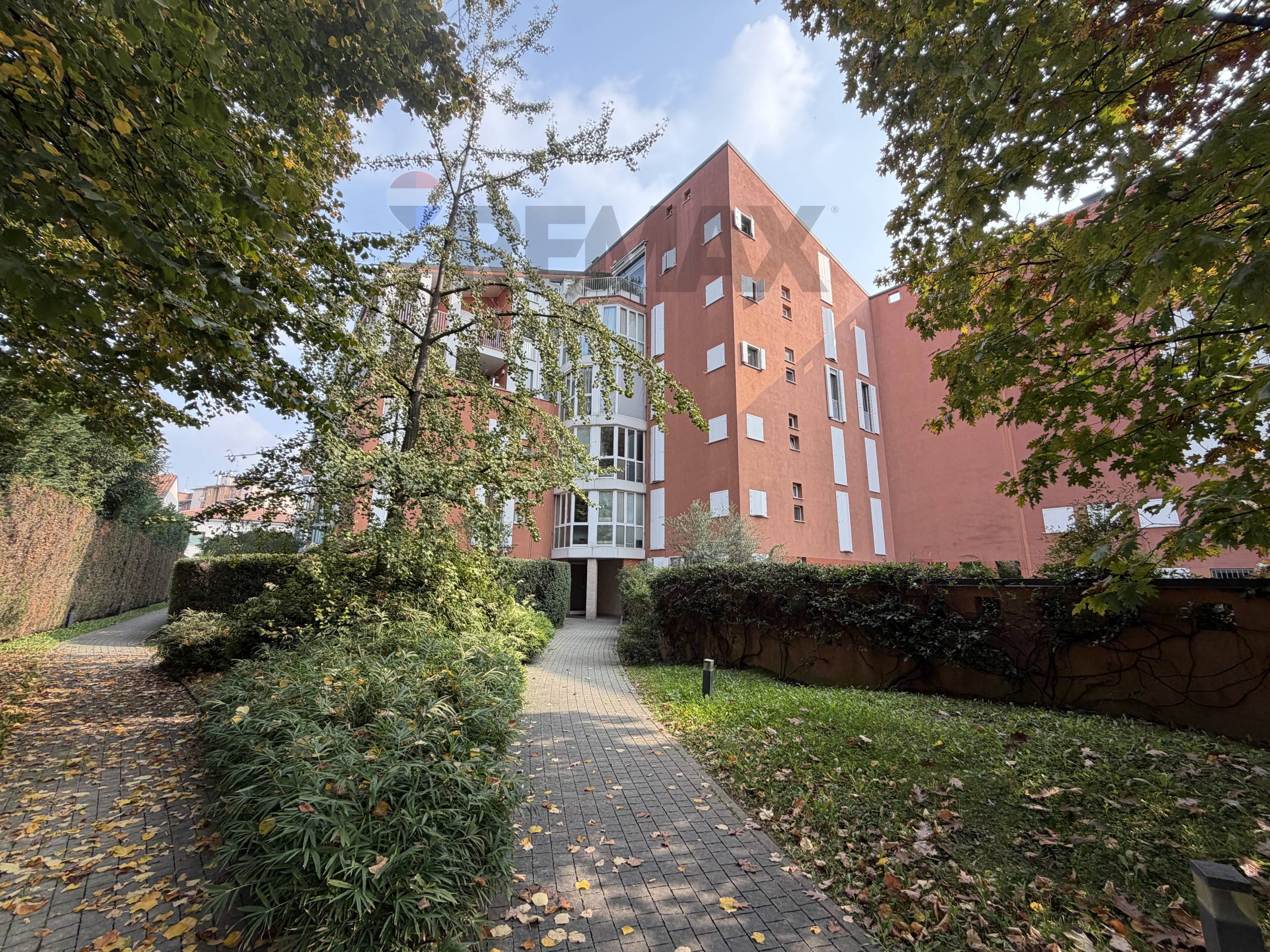 Appartamento in vendita a Legnano, Centro
