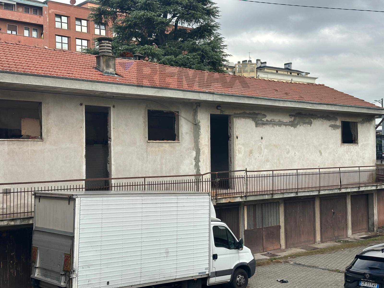 Loft/Open Space in vendita a Gallarate, Zona Centro