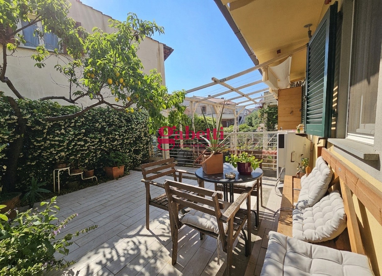 Quadrilocale in vendita a Firenze