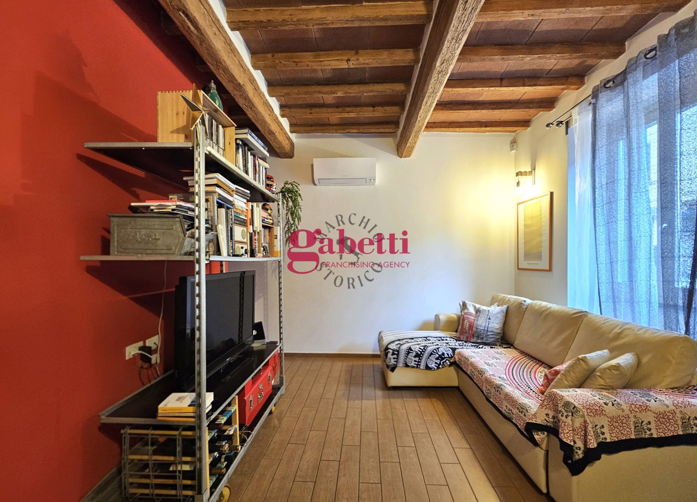 Quadrilocale in vendita a Firenze