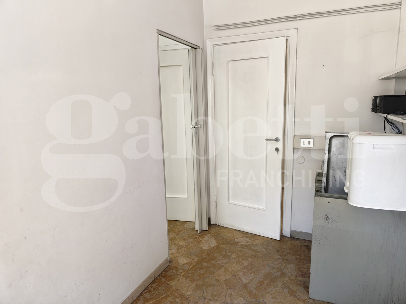 Quadrilocale da ristrutturare a Firenze