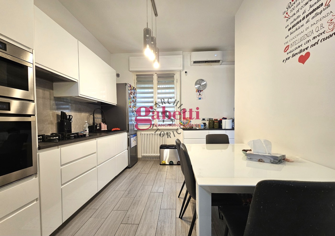Quadrilocale in vendita a Firenze
