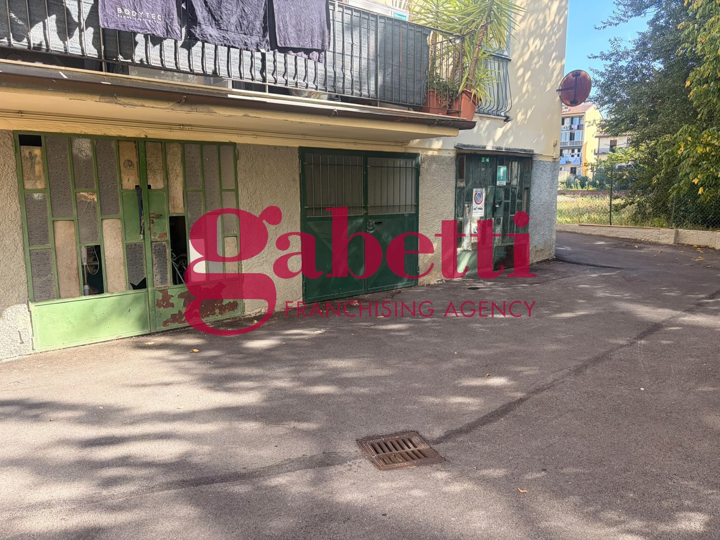 Box/Garage 11mq in vendita a Firenze