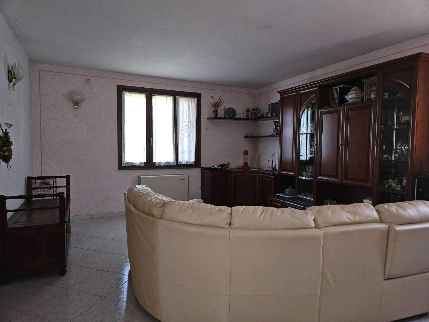 Villa con giardino, Pisa riglione oratoio