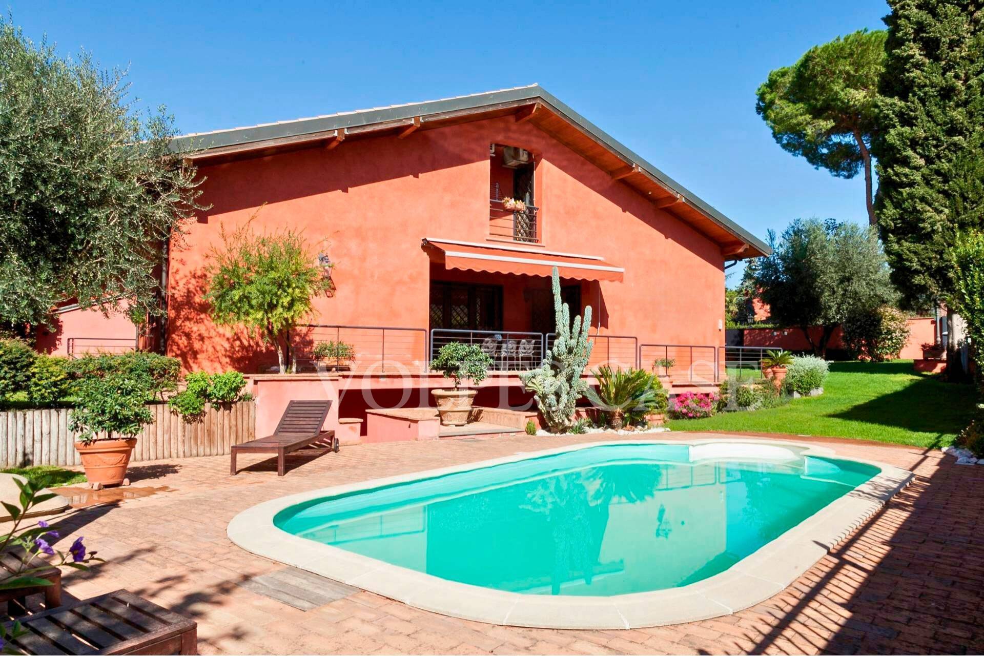Villa in vendita a Roma, Prato Lauro
