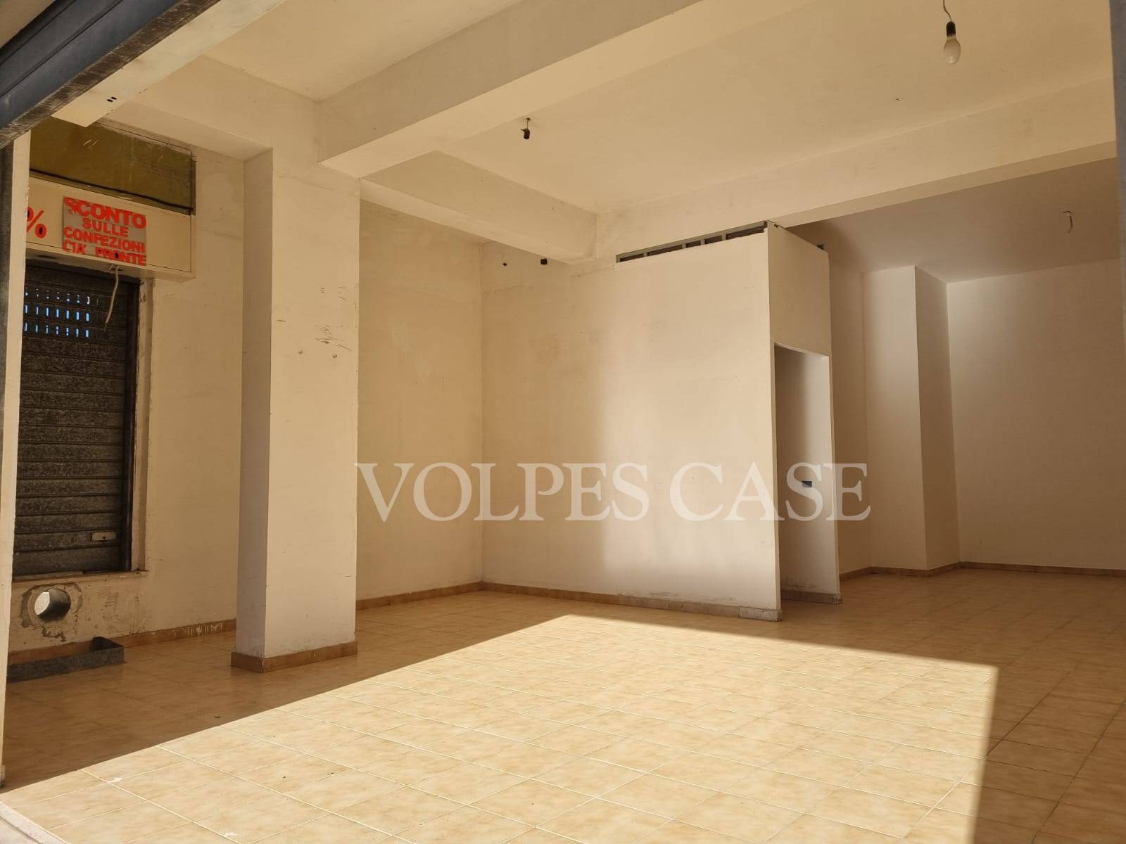 Locale/Negozio in vendita a Fonte Nuova