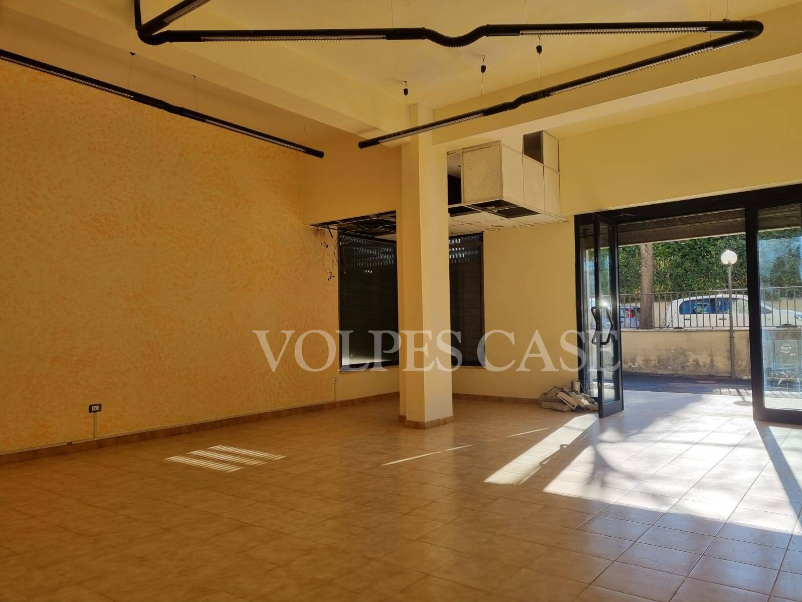 Locale/Negozio in vendita a Fonte Nuova