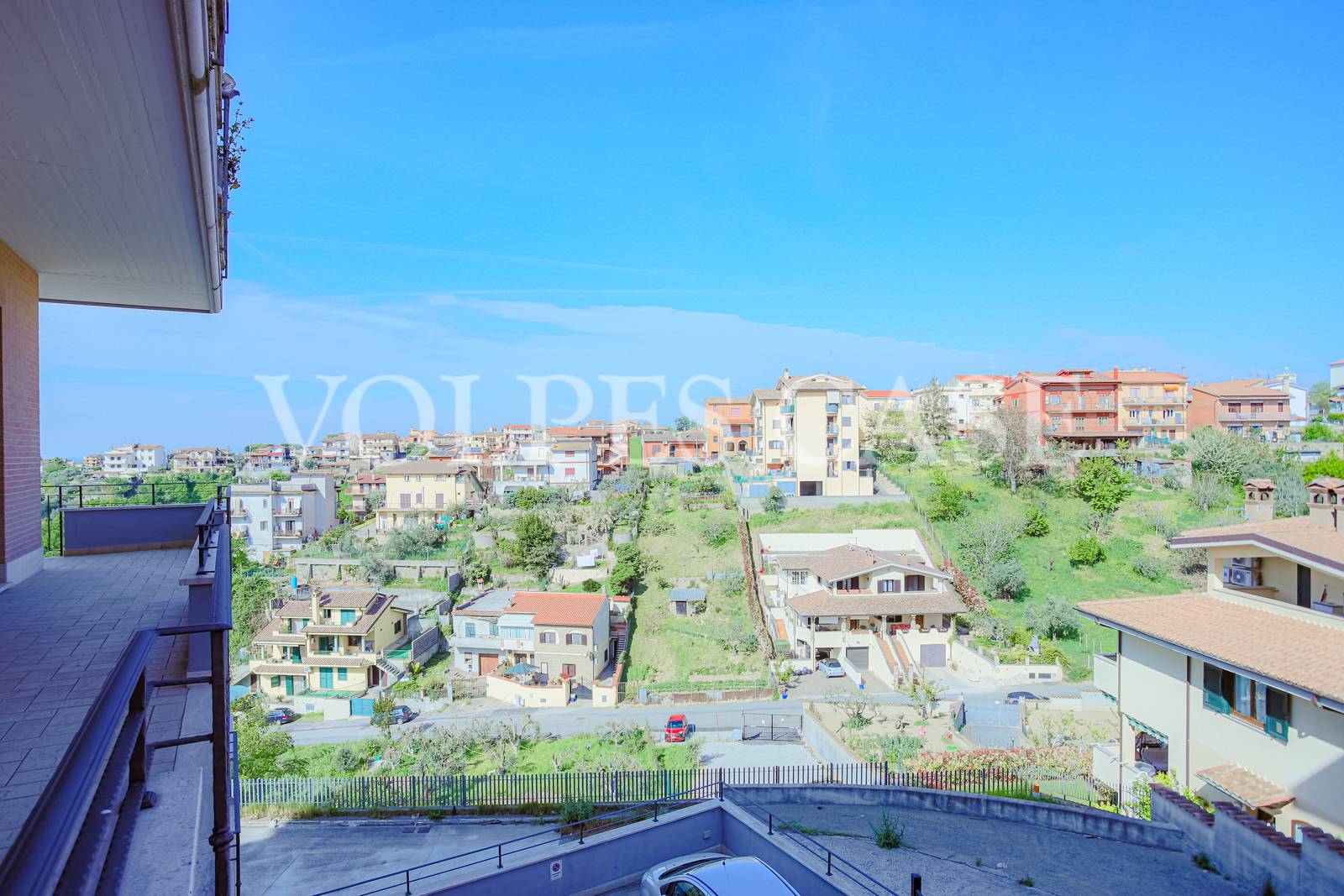 Locale/Negozio in affitto a Riano