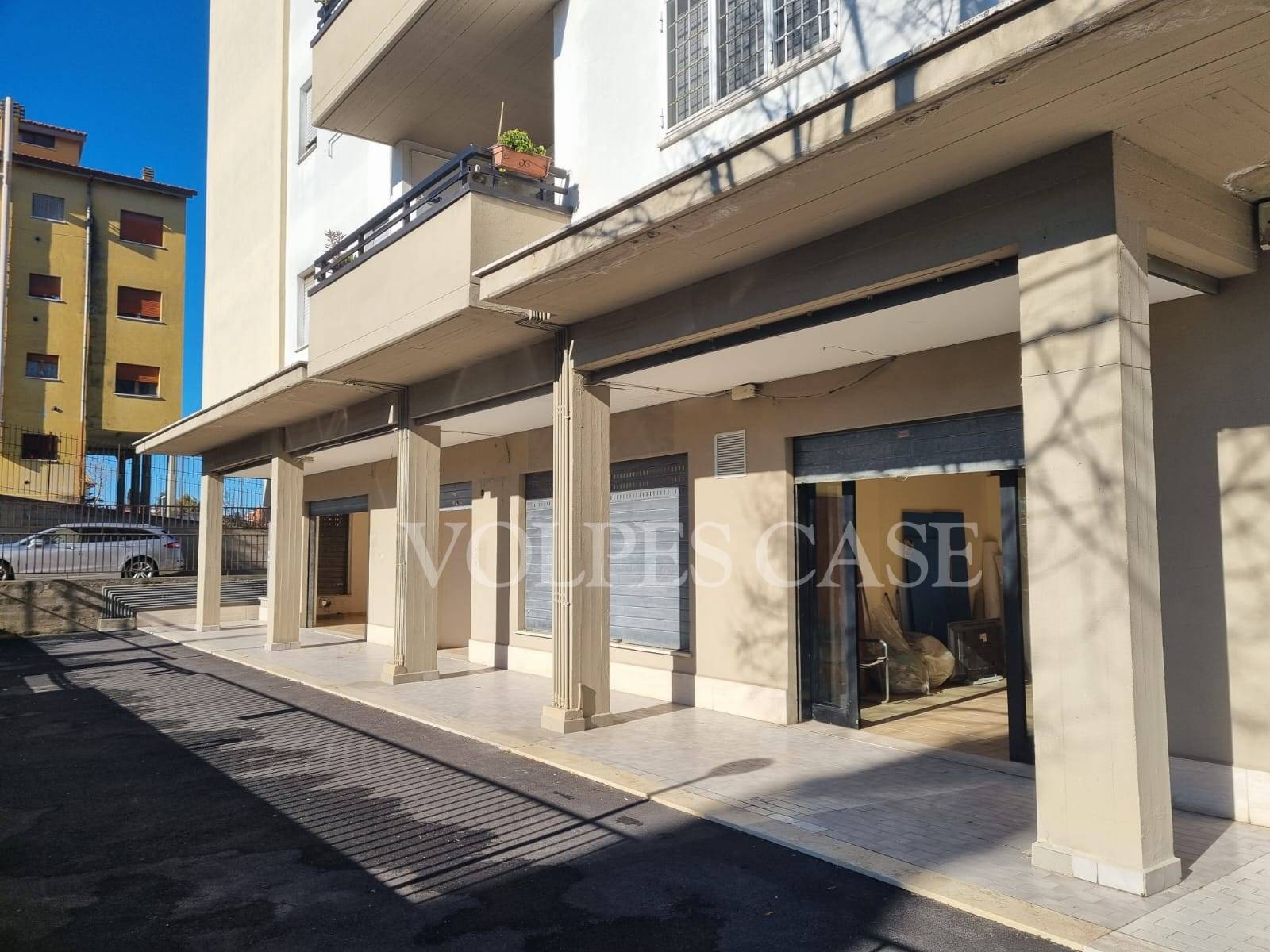 Locale/Negozio in vendita a Fonte Nuova