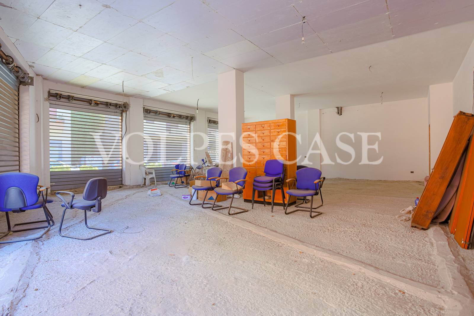 Locale/Negozio in affitto a Riano