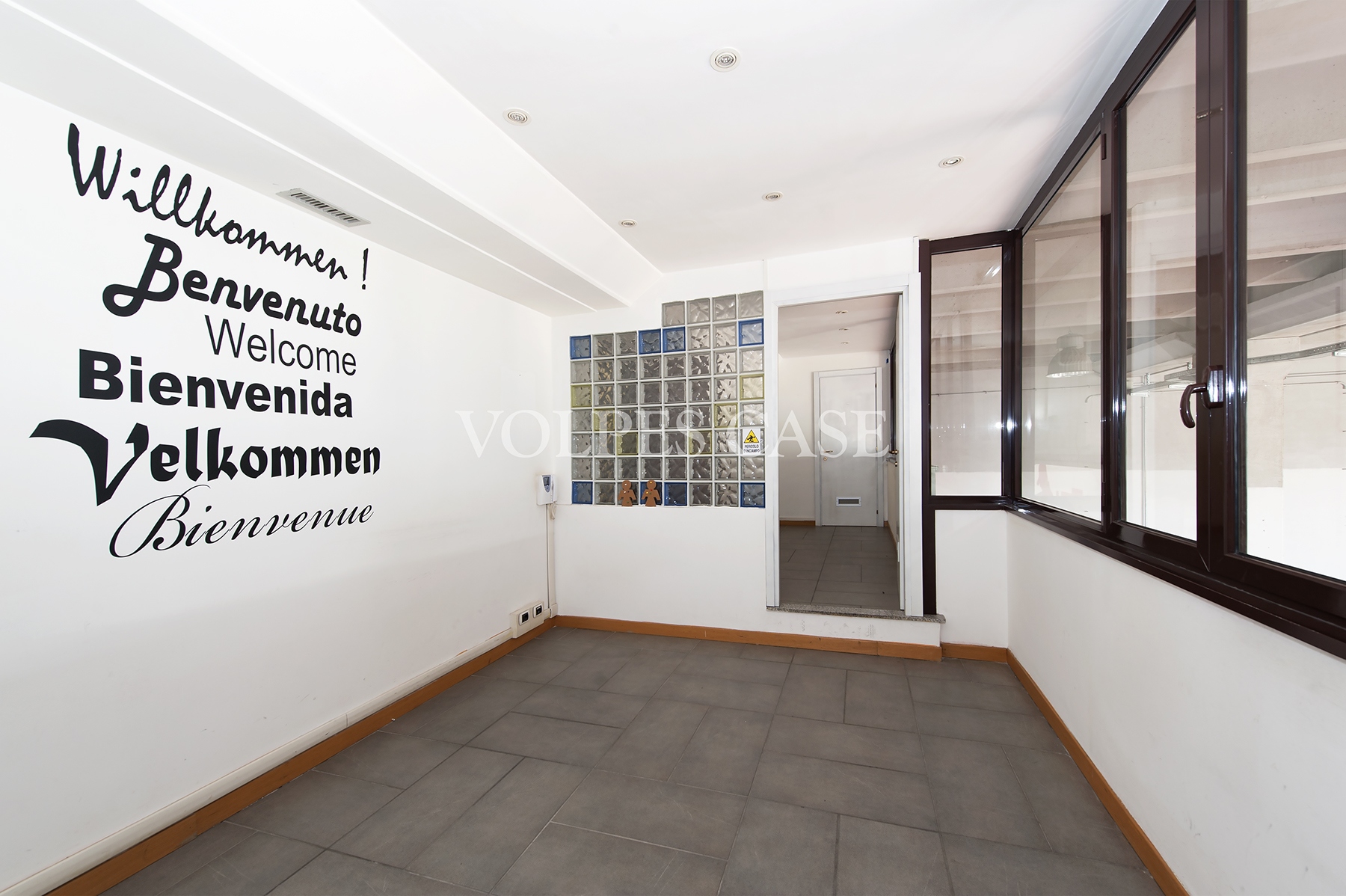 Capannone in affitto a Guidonia Montecelio, Colle Verde