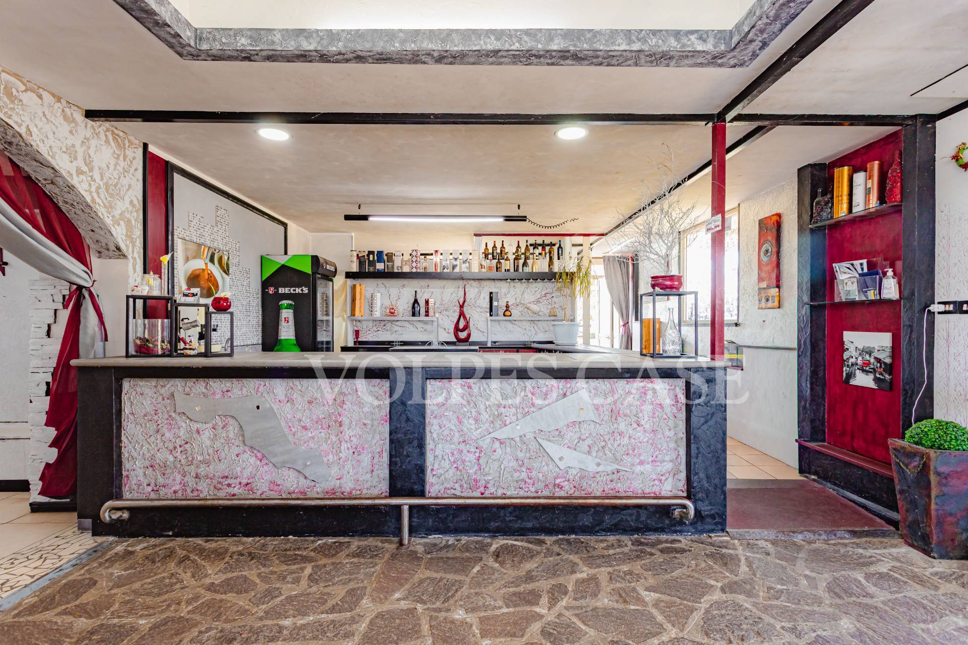 Locale/Negozio in vendita a Bracciano, Vigna di Valle