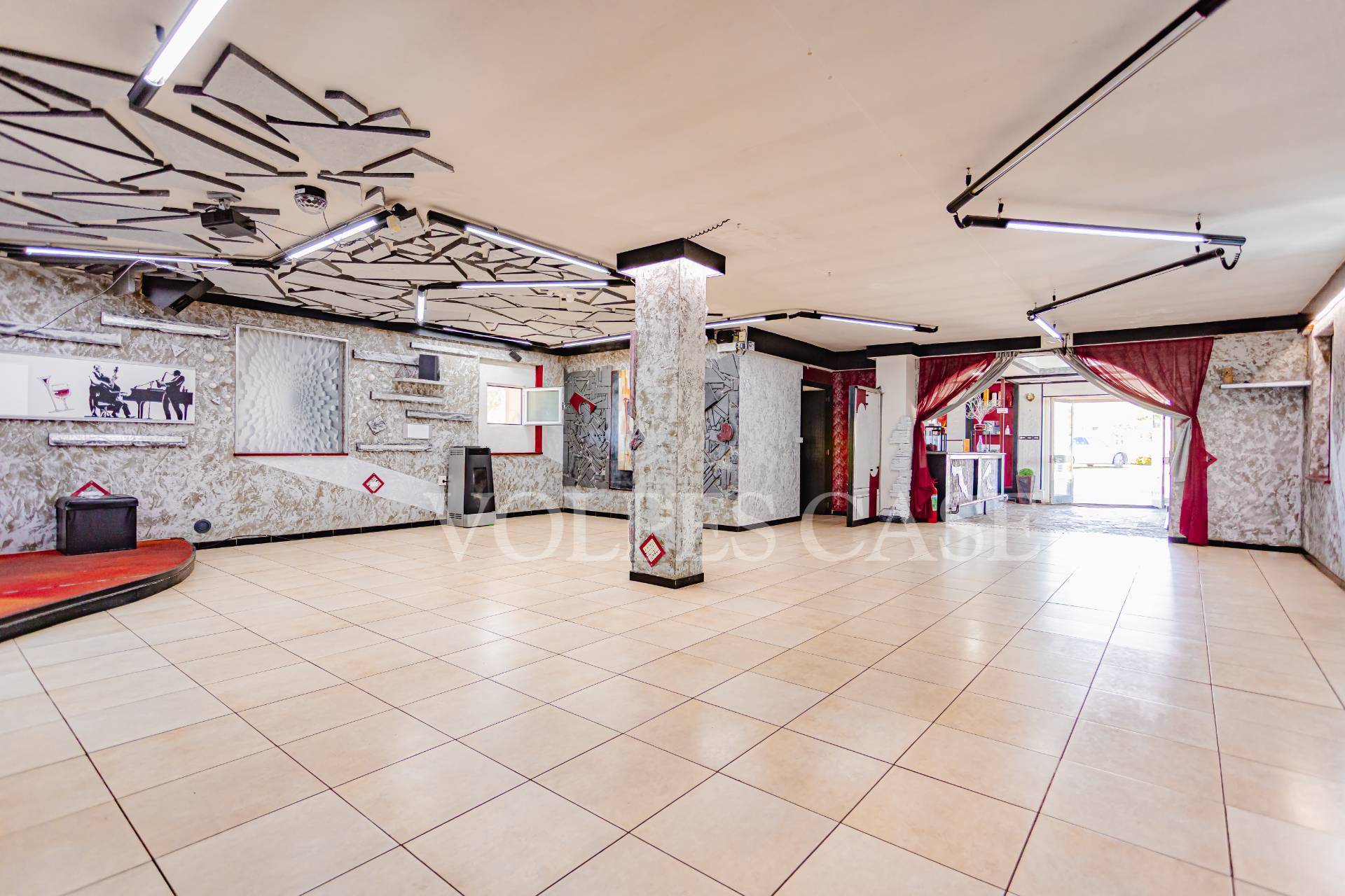 Locale/Negozio in vendita a Bracciano, Vigna di Valle