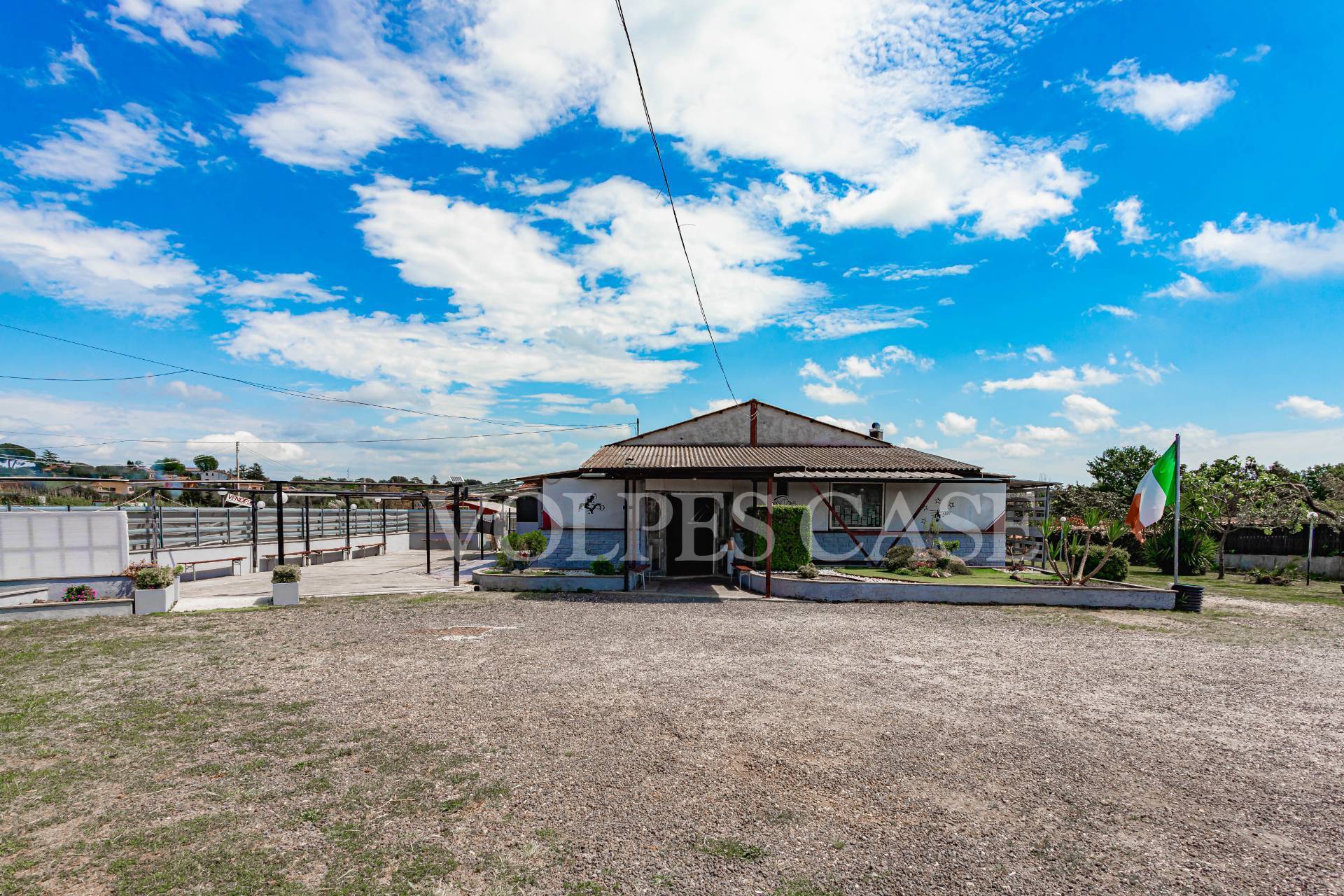 Locale/Negozio in vendita a Bracciano, Vigna di Valle