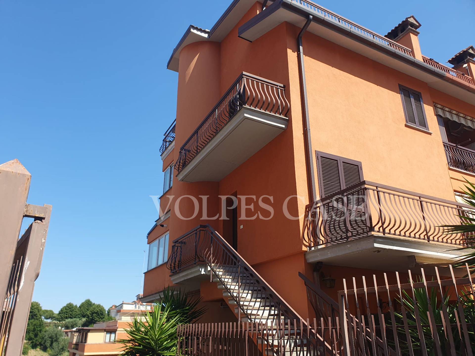 Villa trifamiliare in vendita a Fonte Nuova, Tor Lupara