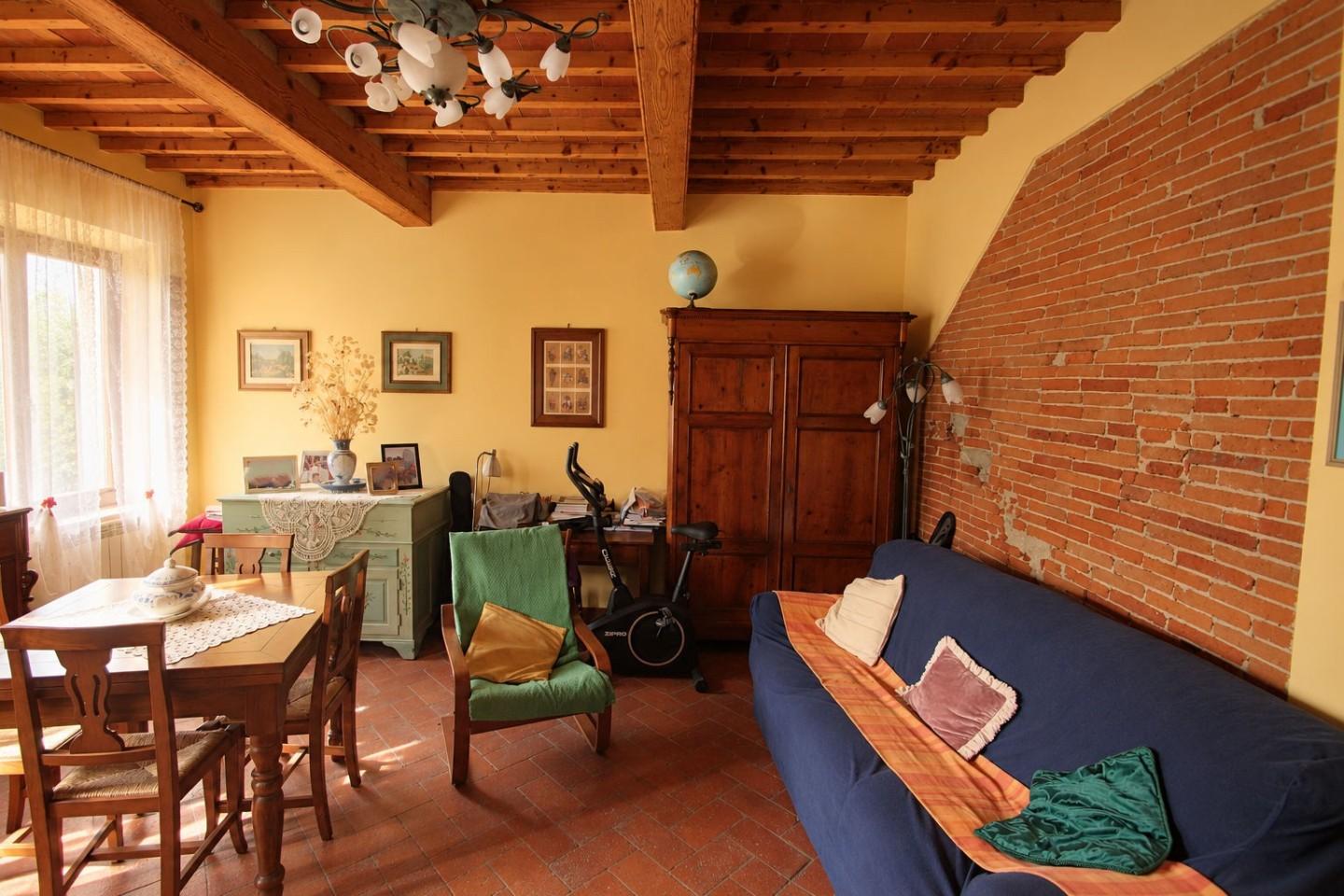 Casa indipendente in vendita, Lucca montuolo