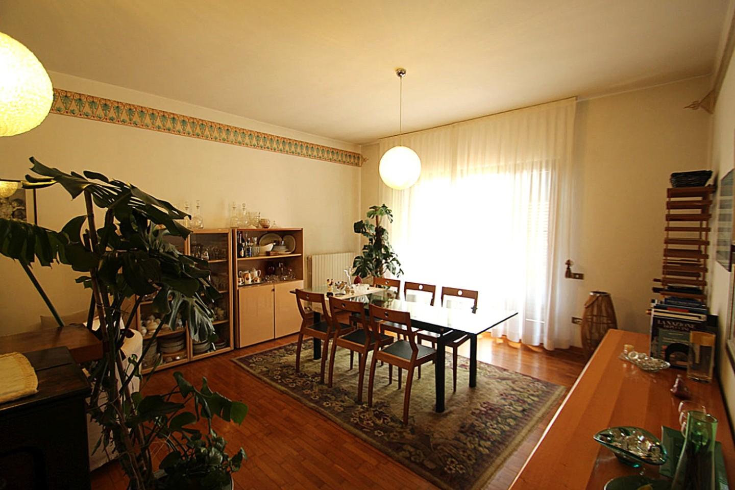 Appartamento – Lucca, Santissima Annunziata - Vista 2