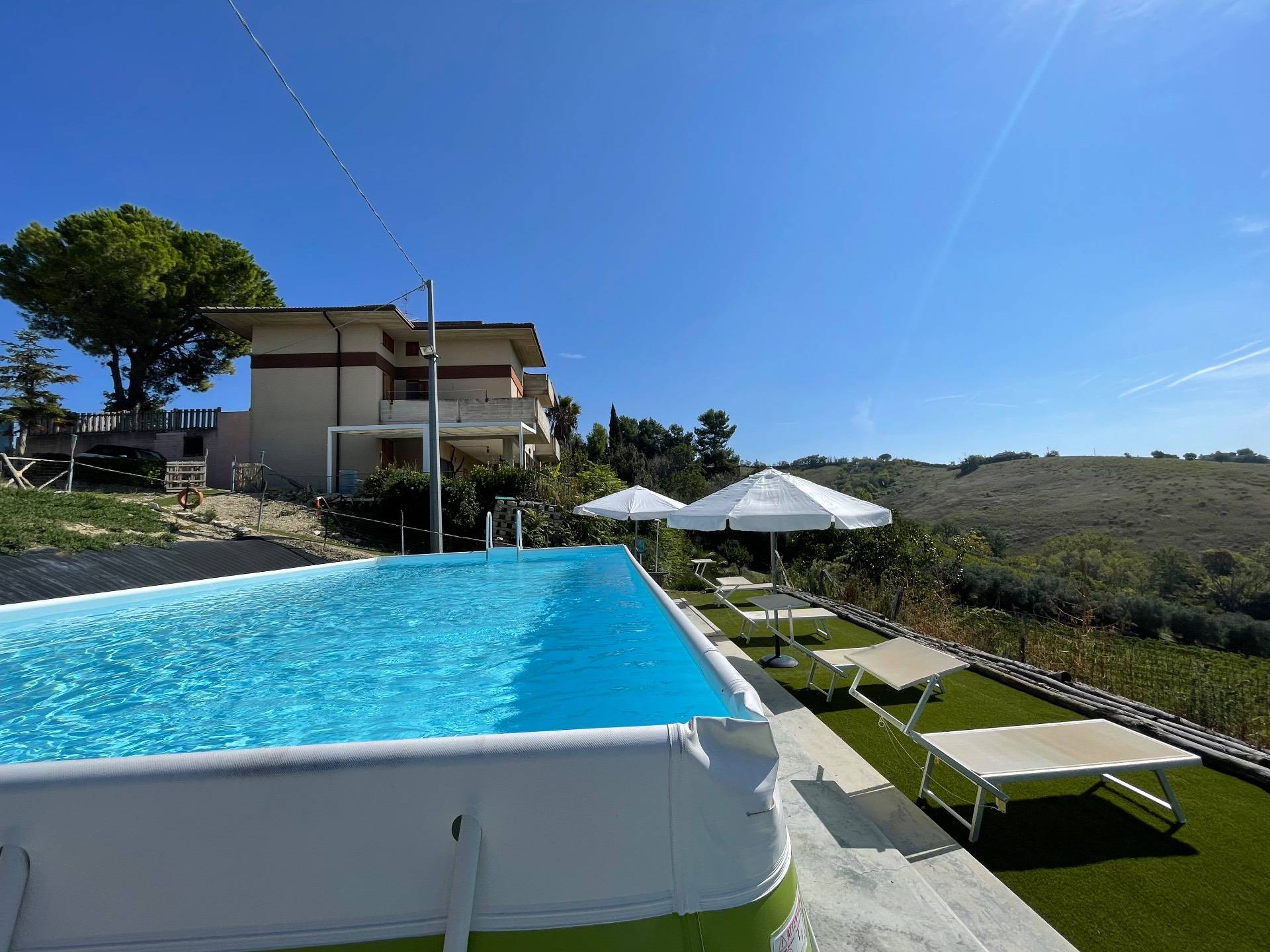 Casa indipendente in vendita a Acquaviva Picena, Residenziale