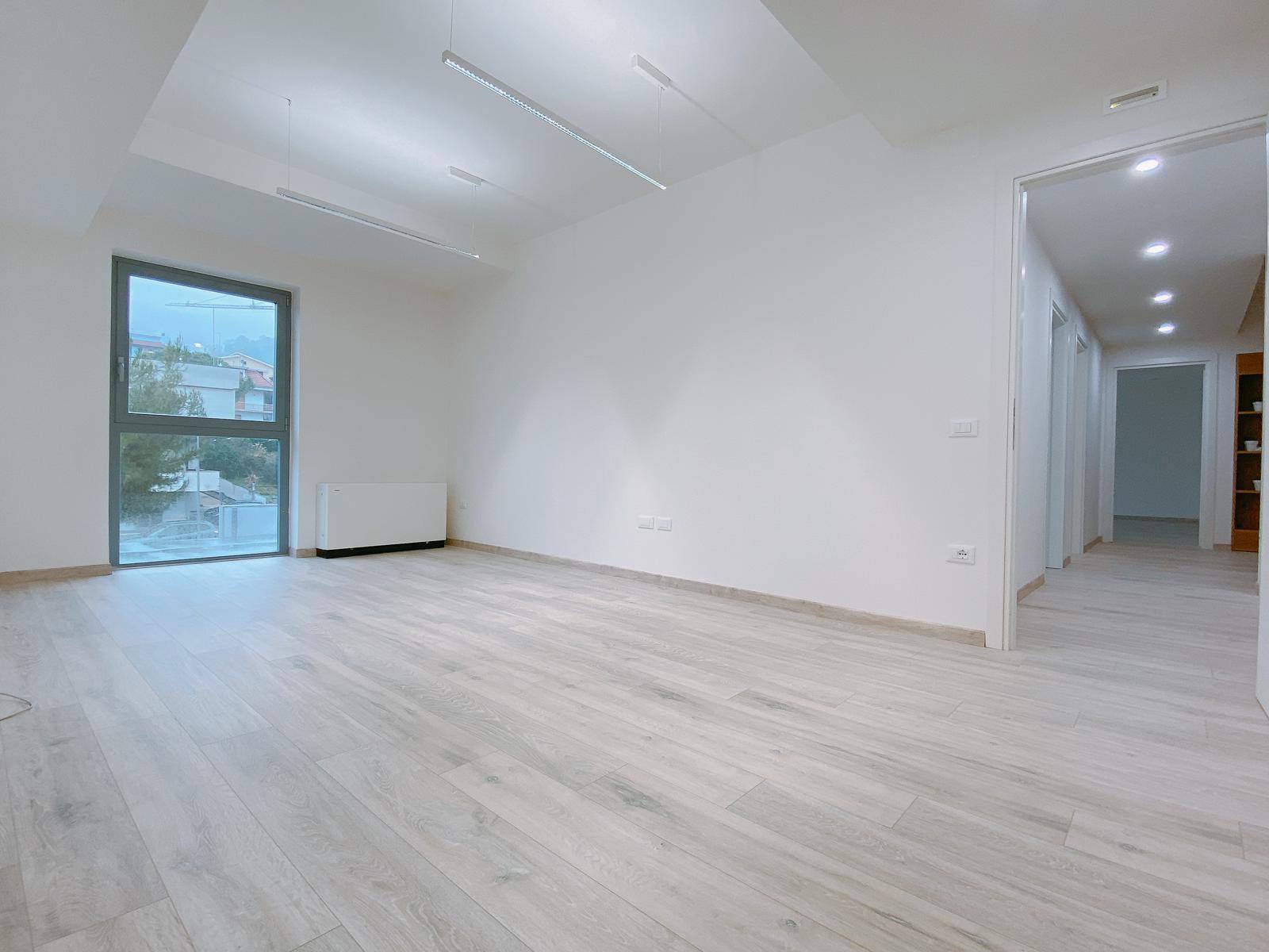 Ufficio in affitto a Grottammare, Ischia / Ascolani