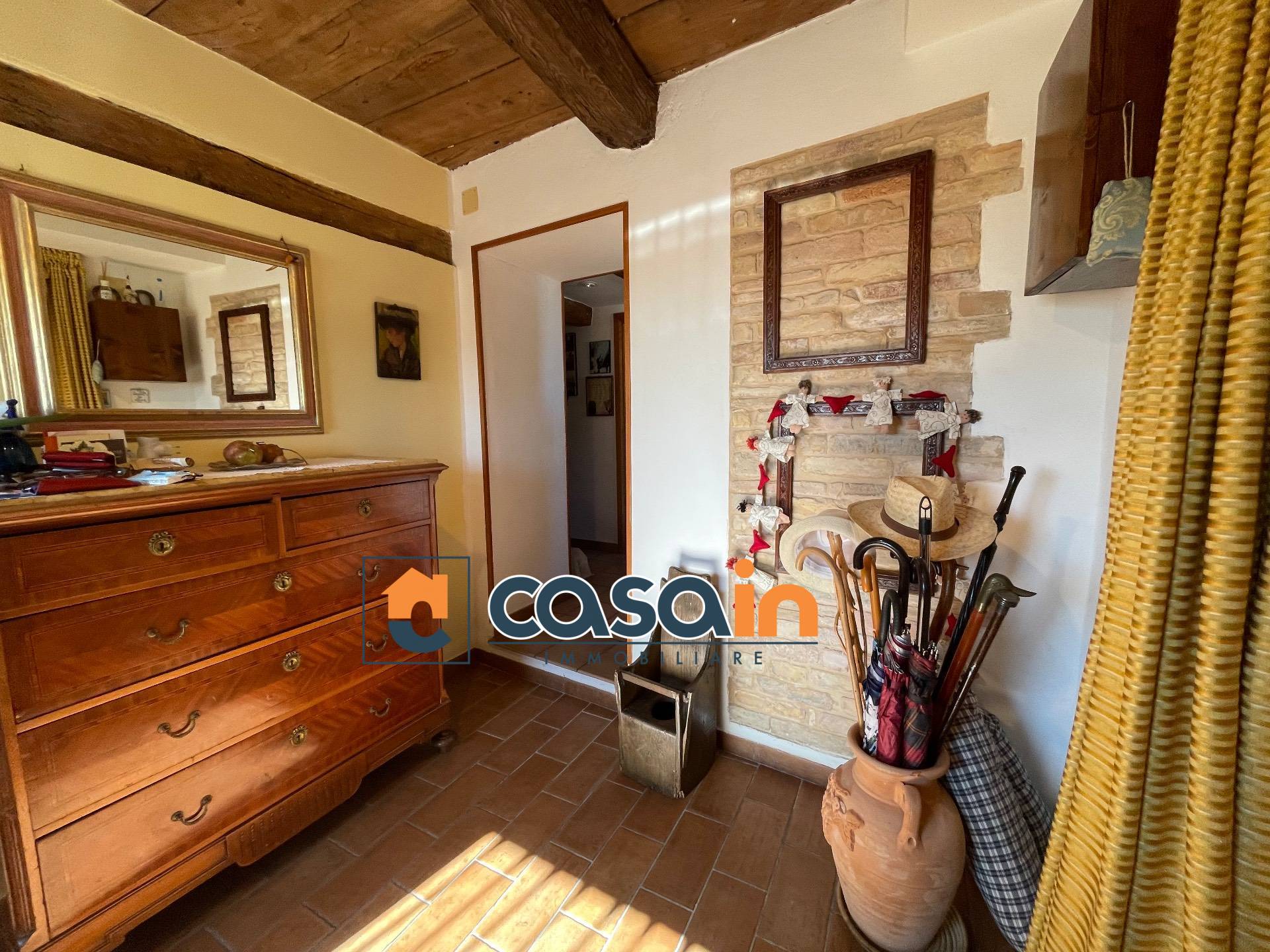 Casa indipendente in vendita a Castignano