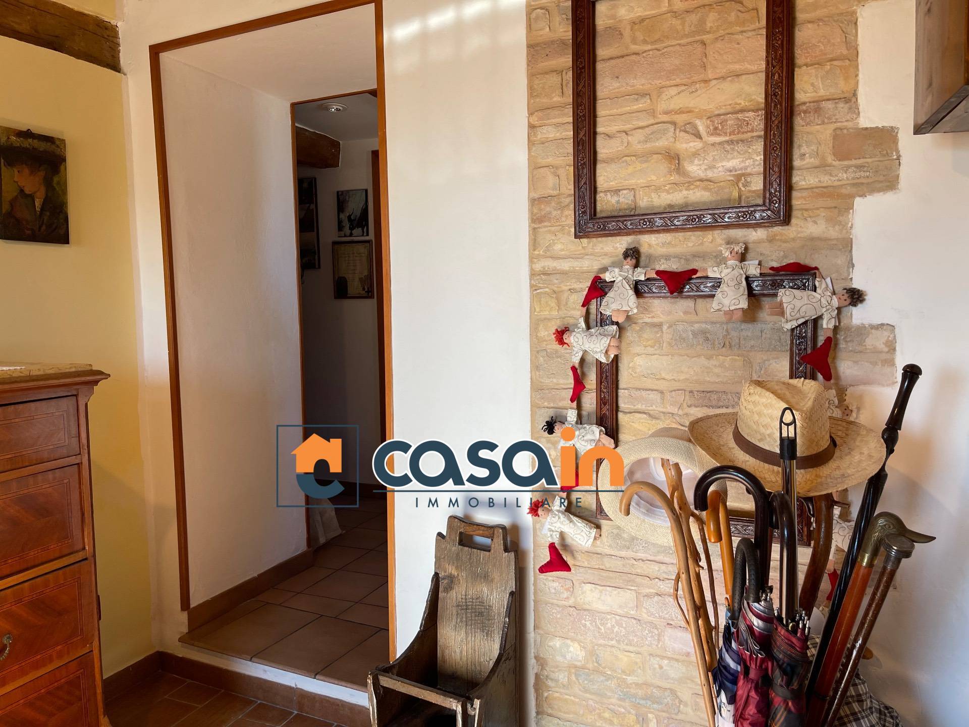 Casa indipendente in vendita a Castignano