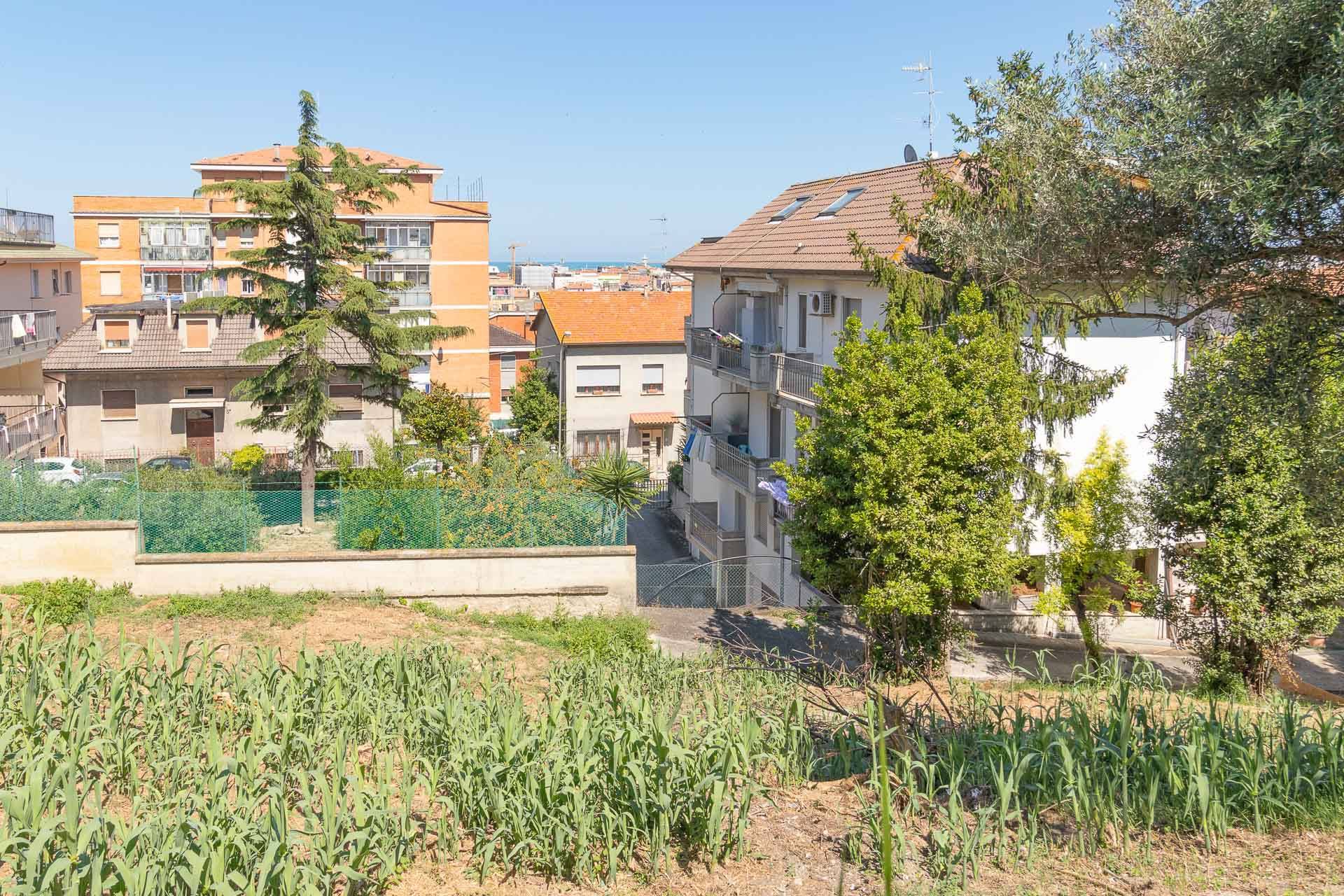 Terreno edificabile (residenziale o commerciale) in vendita a San Benedetto del Tronto, Centrale Nor