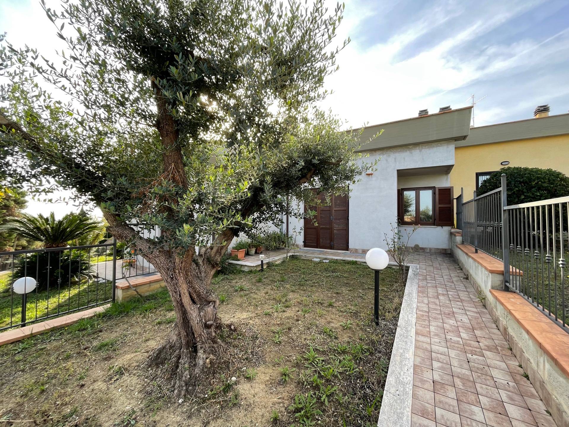 Villetta a schiera in vendita a San Benedetto del Tronto, Residenziale Sud