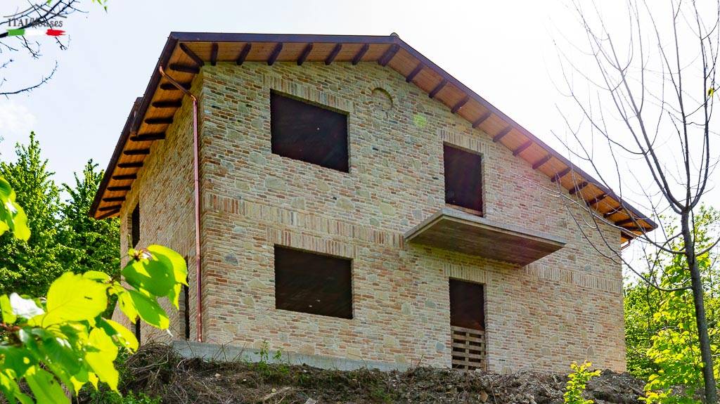 Rustico/Casale in vendita a Castignano