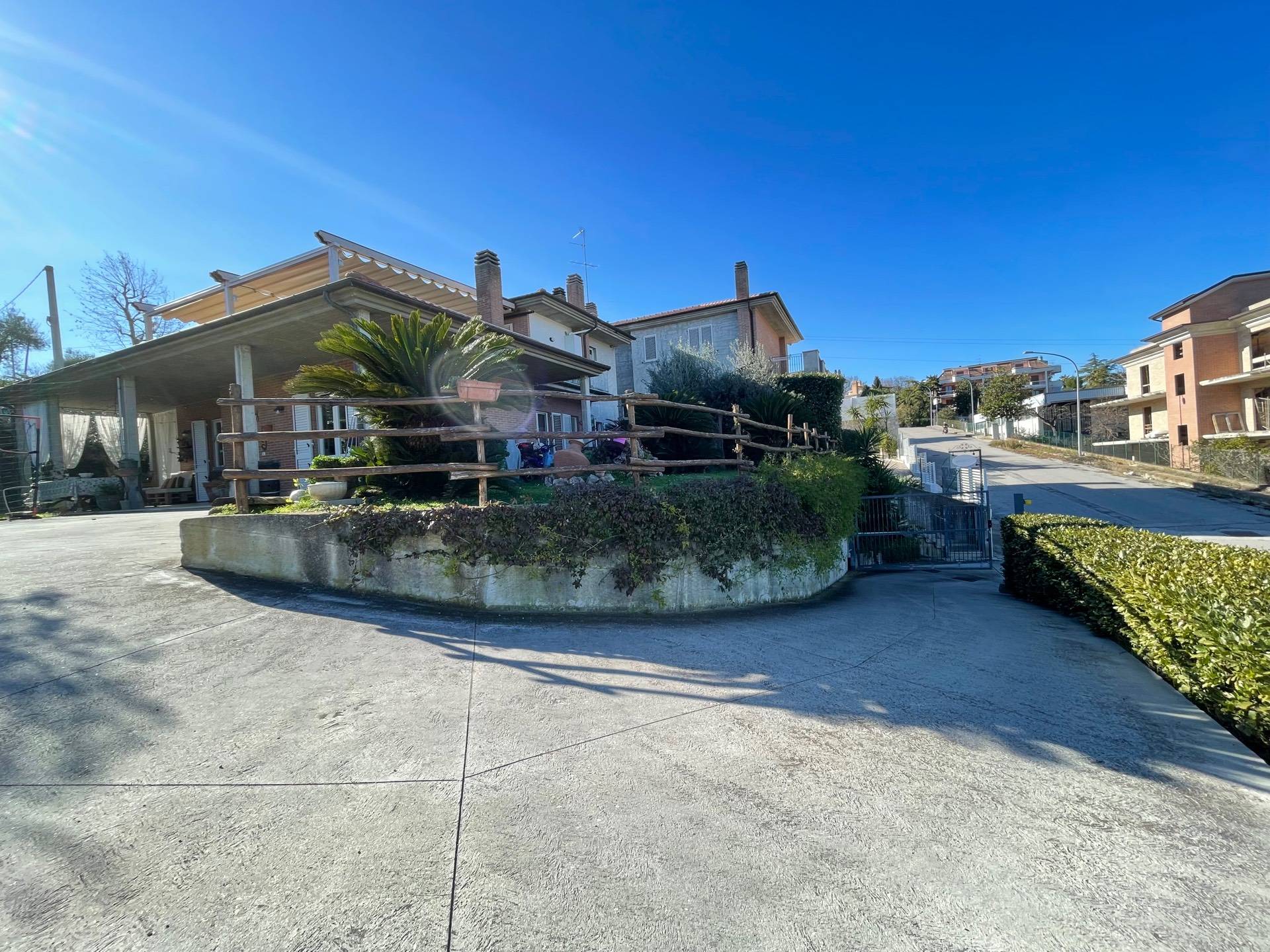 Villetta a schiera in vendita a San Benedetto del Tronto, Periferica