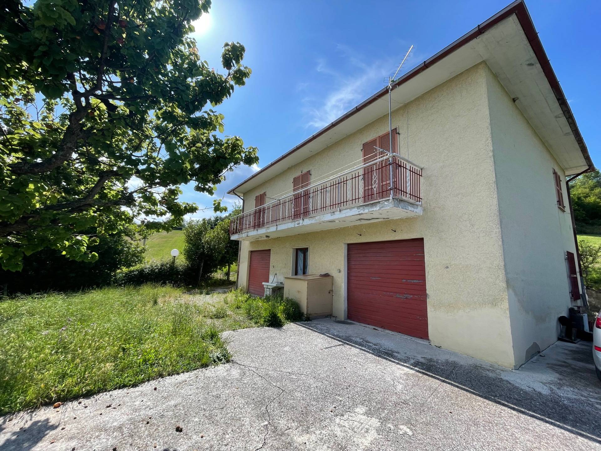 Casa indipendente in vendita a Rotella, Castel di Croce