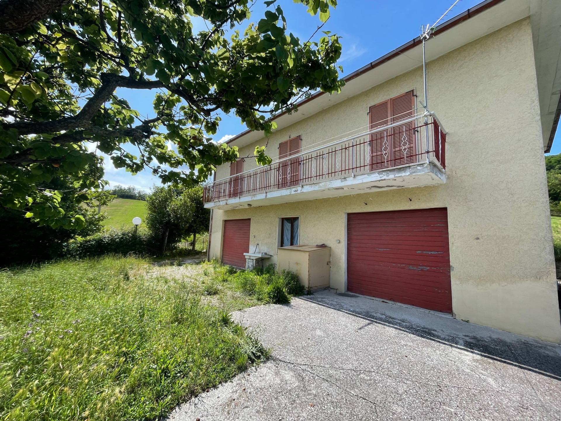 Casa indipendente in vendita a Rotella, Castel di Croce