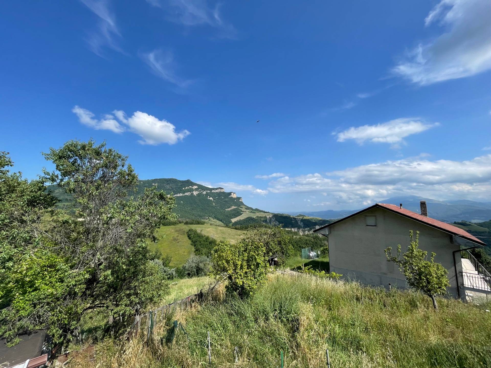 Casa indipendente in vendita a Rotella, Castel di Croce