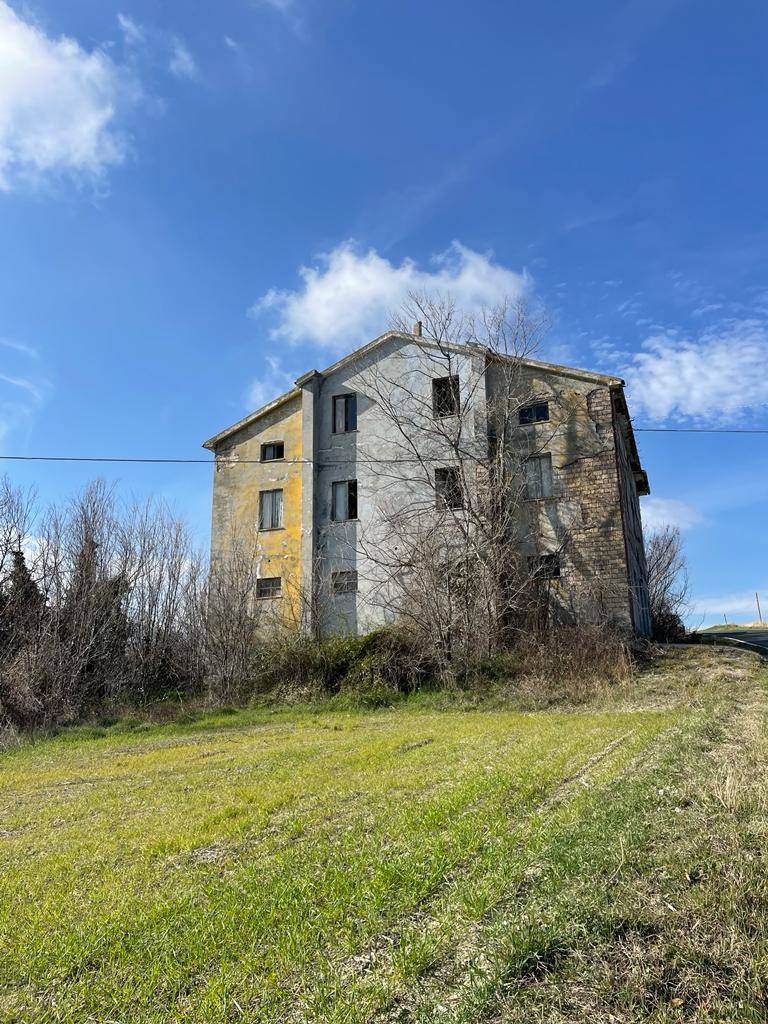 Rustico/Casale in vendita a Castignano