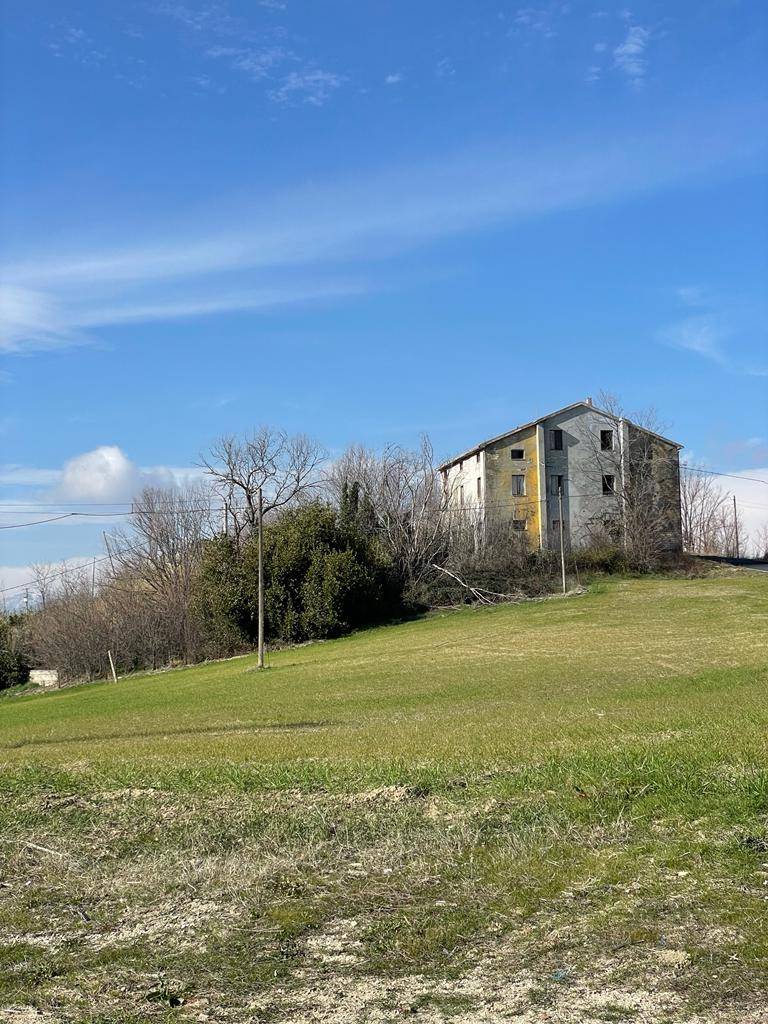 Rustico/Casale in vendita a Castignano